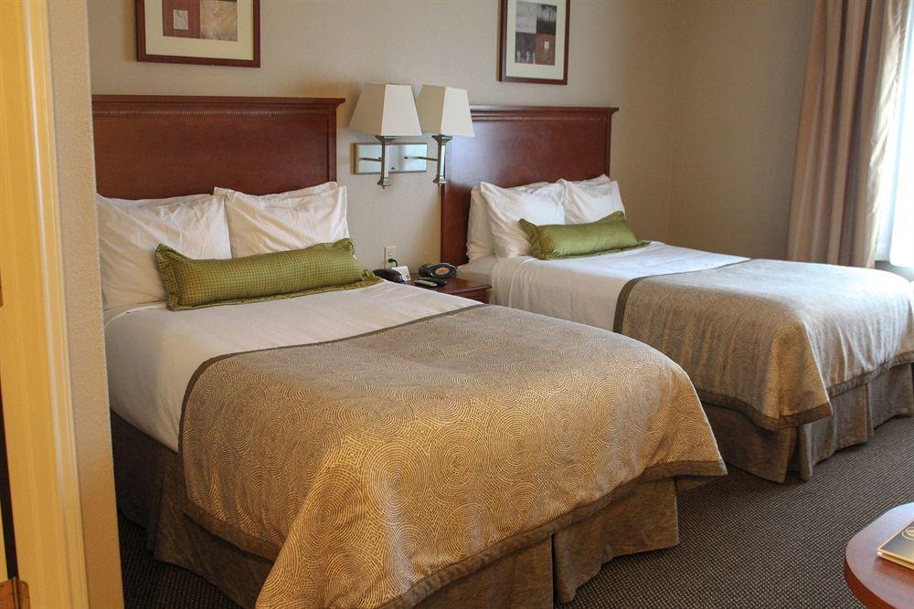 Candlewood Suites Deer Park By Ihg Εξωτερικό φωτογραφία
