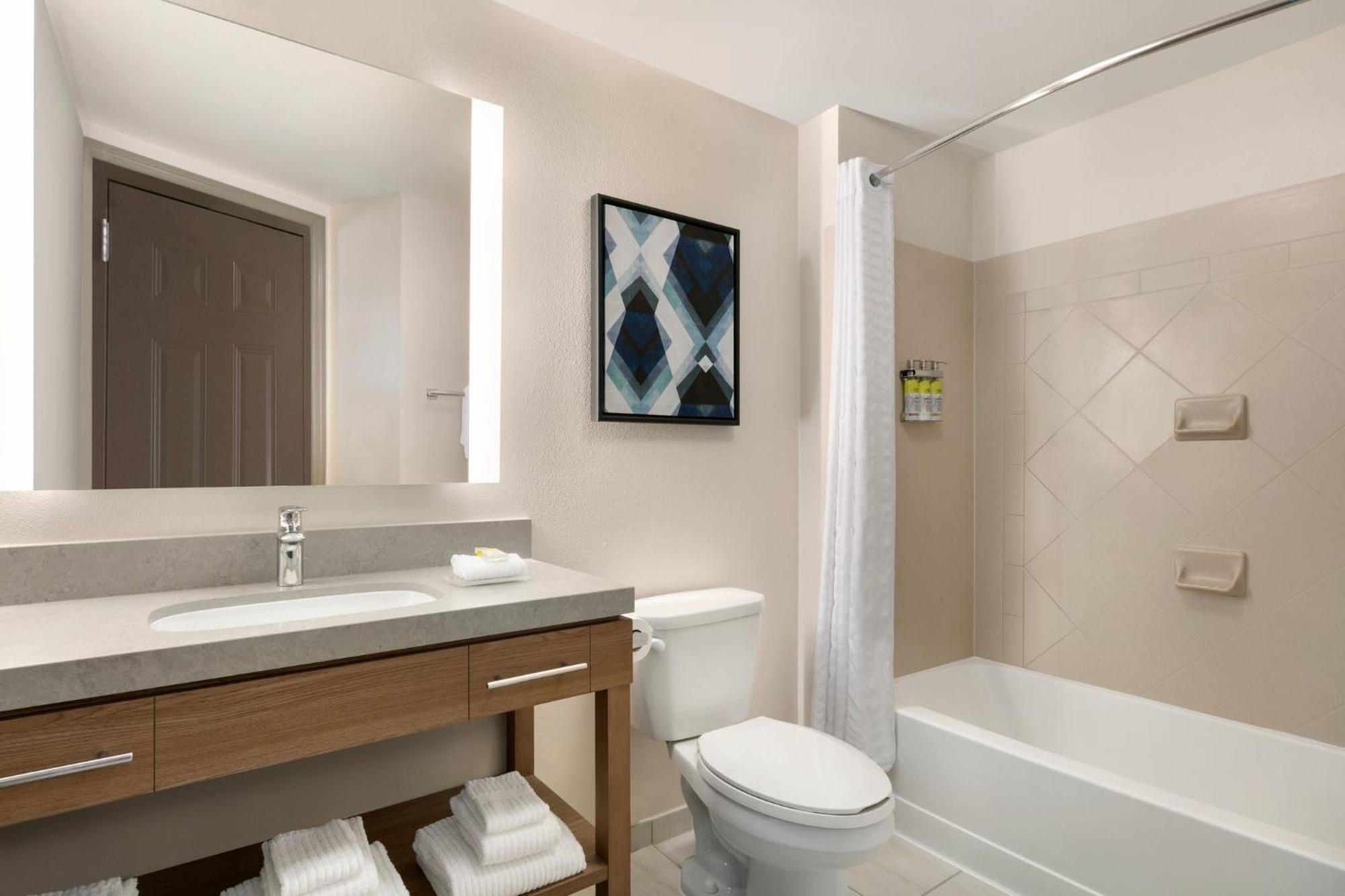 Candlewood Suites Deer Park By Ihg Εξωτερικό φωτογραφία